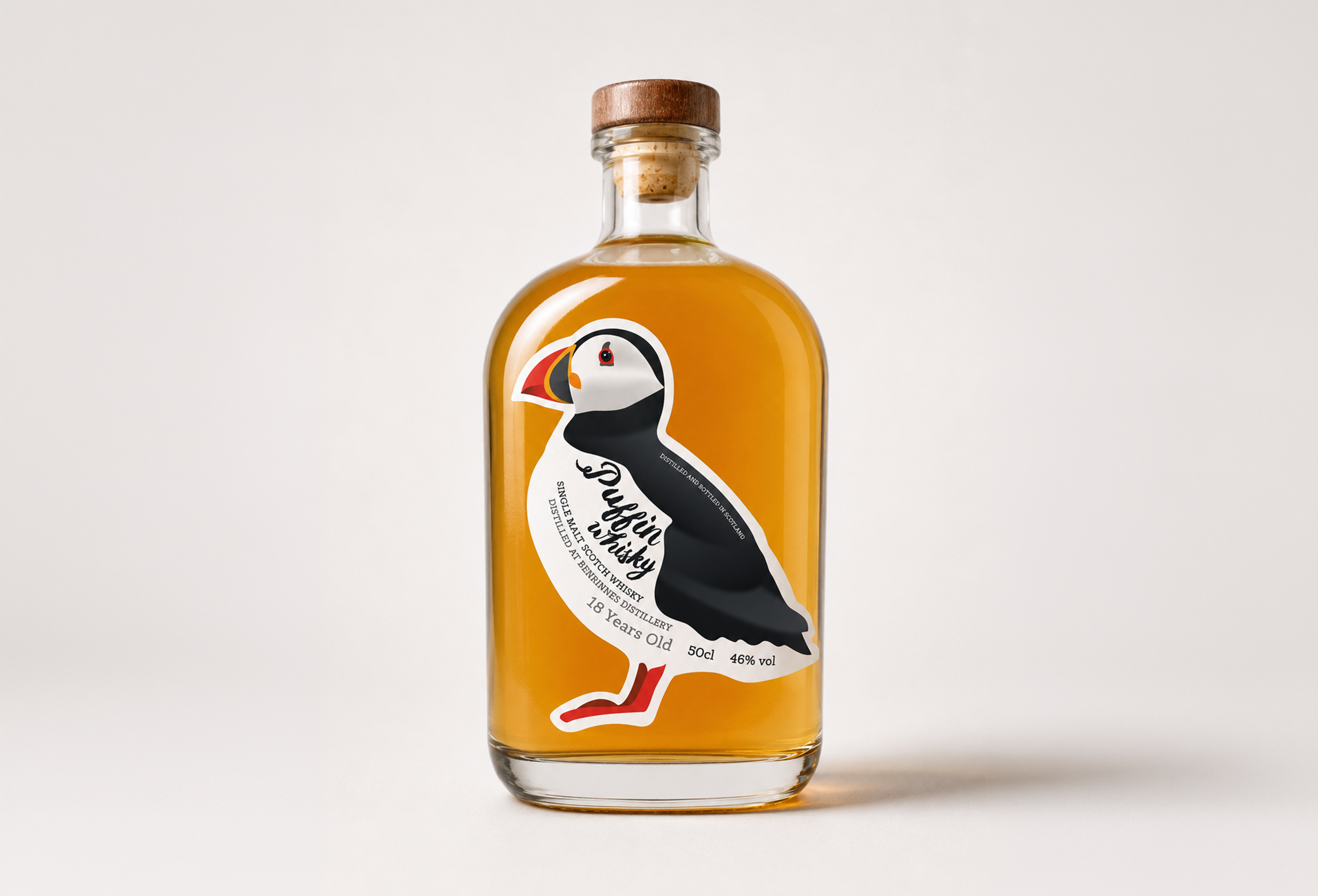Projekt butelki whisky z maskonurem i sztuka reklamy marki